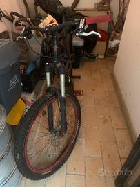 Santacruz Heckler