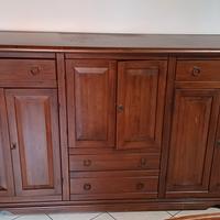 Mobili firmati in legno massello
