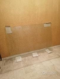 vetro grande da tavolo e mobili vari.