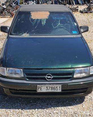 Opel Astra F cabrio bertone 1.4 anno 1993 per rica