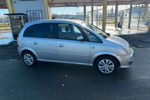 Ople Meriva 1.4 benzina + gpl qnno 2010 km 190.000