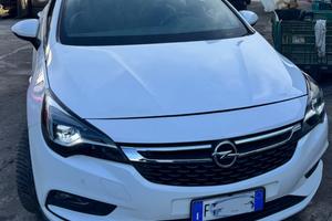 -POCHI KM 2018 Opel Astra 1.4 Turbo Metano PERMUTO