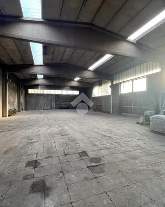 CAPANNONE A LISSONE