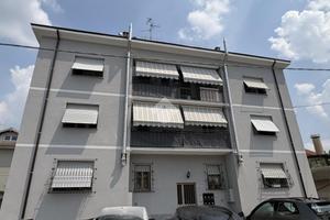 3 LOCALI A SENAGO