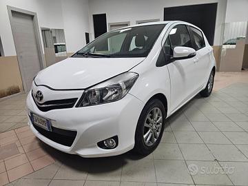 Toyota Yaris 1.0 5 porte Lounge
