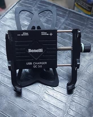 porta cellulare con USB