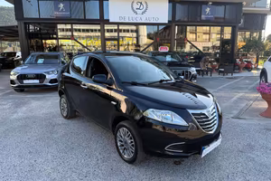 LANCIA Ypsilon 0.9 TwinAir 85 CV 5 porte Metano