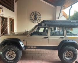 Jeep Cherokee XJ 4.0 gpl 1988 Overland