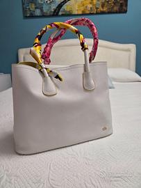 Borsa bianca Carpisa