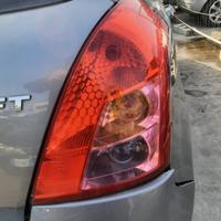SUZUKI SWIFT 2009 - STOP POSTERIORE DESTRO