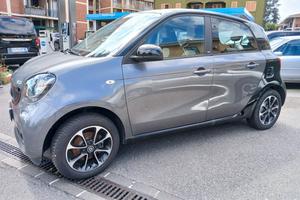 Smart forfour 1.0 Fidaty 71 cv *NEOPATENTATI*
