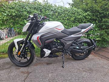 BENELLI/KEEWAY F125 MORBIDELLI MOT. A LIQUIDO