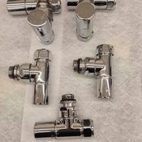 7 Valvole o detentori Termosifoni IRSAP ACCIAIO