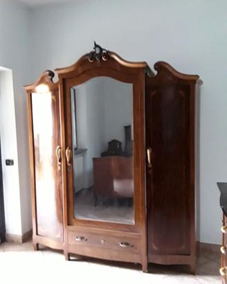 Armadio d'arredo