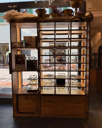 Mobile antico ristrotturato