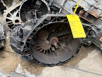 CAMBIO RENAULT MASTER 2.5 DIESEL ANNO:2003 6 MARCE