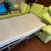 Divano letto con chaise longue