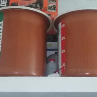 Contenitori in vetro resina