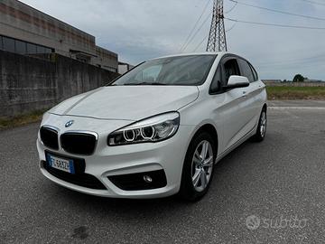 Bmw 2er Active Tourer 218d Luxury