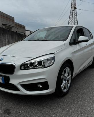 Bmw 2er Active Tourer 218d Luxury