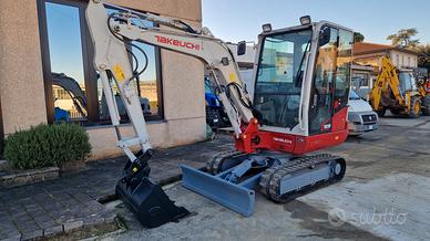miniescavatore Takeuchi TB230