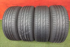 235 55 17 Gomme Est 60-65% Bridgestone 235 55 R17