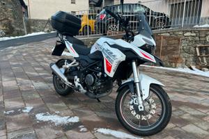 Benelli TRK 251 - 2024
