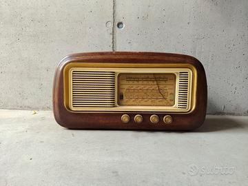 Radio d'epoca vintage