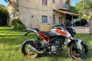 Ktm duke 125