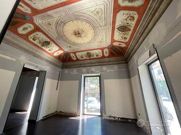 Paternostro-Villafranca: locale 330 mq