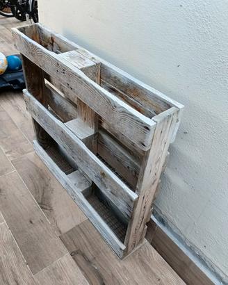 Fioriera pedana in legno 