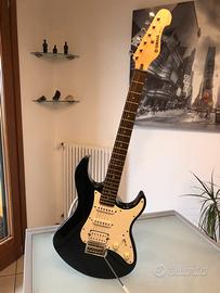 Chitarra Yamaha + ampli