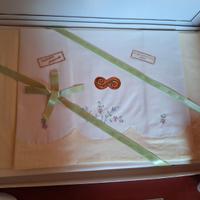 Completo letto matrim. in puro cotone ricamo Nuovo