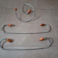 Set di 3 portasciugamani in metallo e legno 