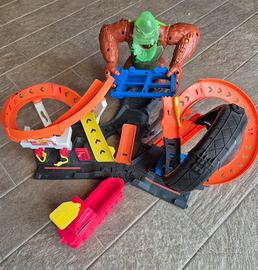 pista HOT WHEELS attacco gorilla