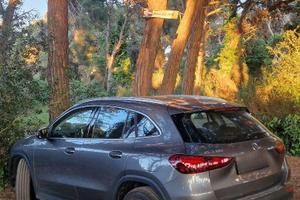 Mercedes-Benz GLA 180