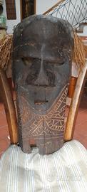 Antica maschera africana 