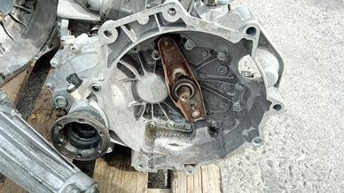 CAMBIO SKODA ROOMSTER 1.4 BENZINA CODICE HZM ANNO 