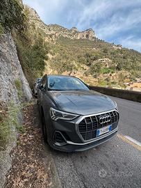 Splendida AUDI Q3 S Line Edition