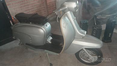 LAMBRETTA  150 Special