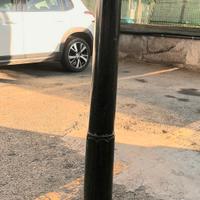 Piedistallo / colonna in marmo verde