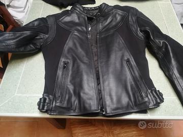 Giacca moto taglia m come nuovo SUOMY