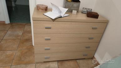 Comò comodini e specchio