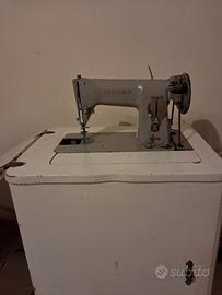 Macchina da cucire