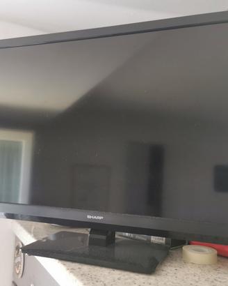 Sharp Aquos 24BB0E - 24" HD Ready LED TV, DVB-T2/S