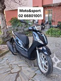 Piaggio Medley 200