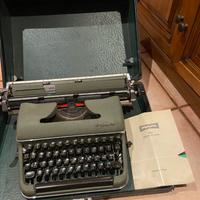 Macchina  da scrivere Olympia sg1