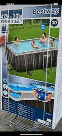 piscina do marca Bestway