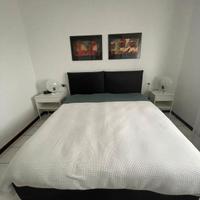 Letto matrimoniale con contenitore letto 