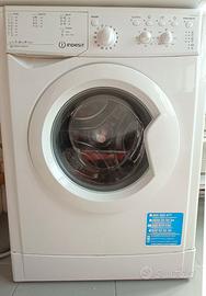 lavatrice Indesit 